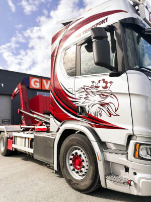 Lastebildekor på Scania for Lonmo Transport.